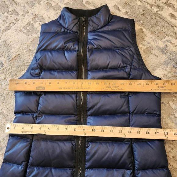Roots Canada duck down/feathers navy blue long puffer vest. Women's size small. - Picture 15 of 16